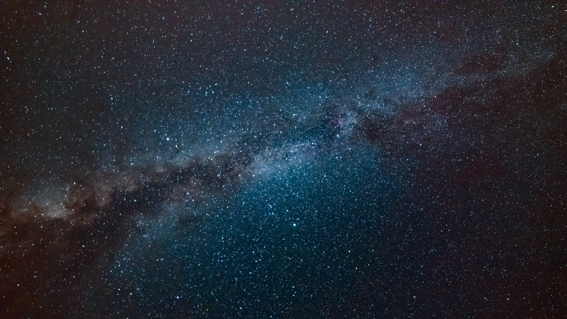 Conversations With The Cosmos: Understanding The Dynamics Of Phone Psychic Readings
